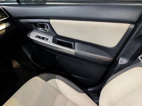 Used 2017 Subaru Crosstrek 2.0i Premium AWD/4WD image 33