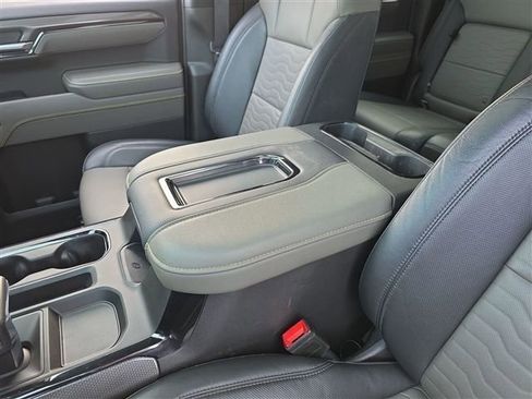 Certified 2022 Chevrolet Silverado 1500 ZR2 w/ Technology Package image 34