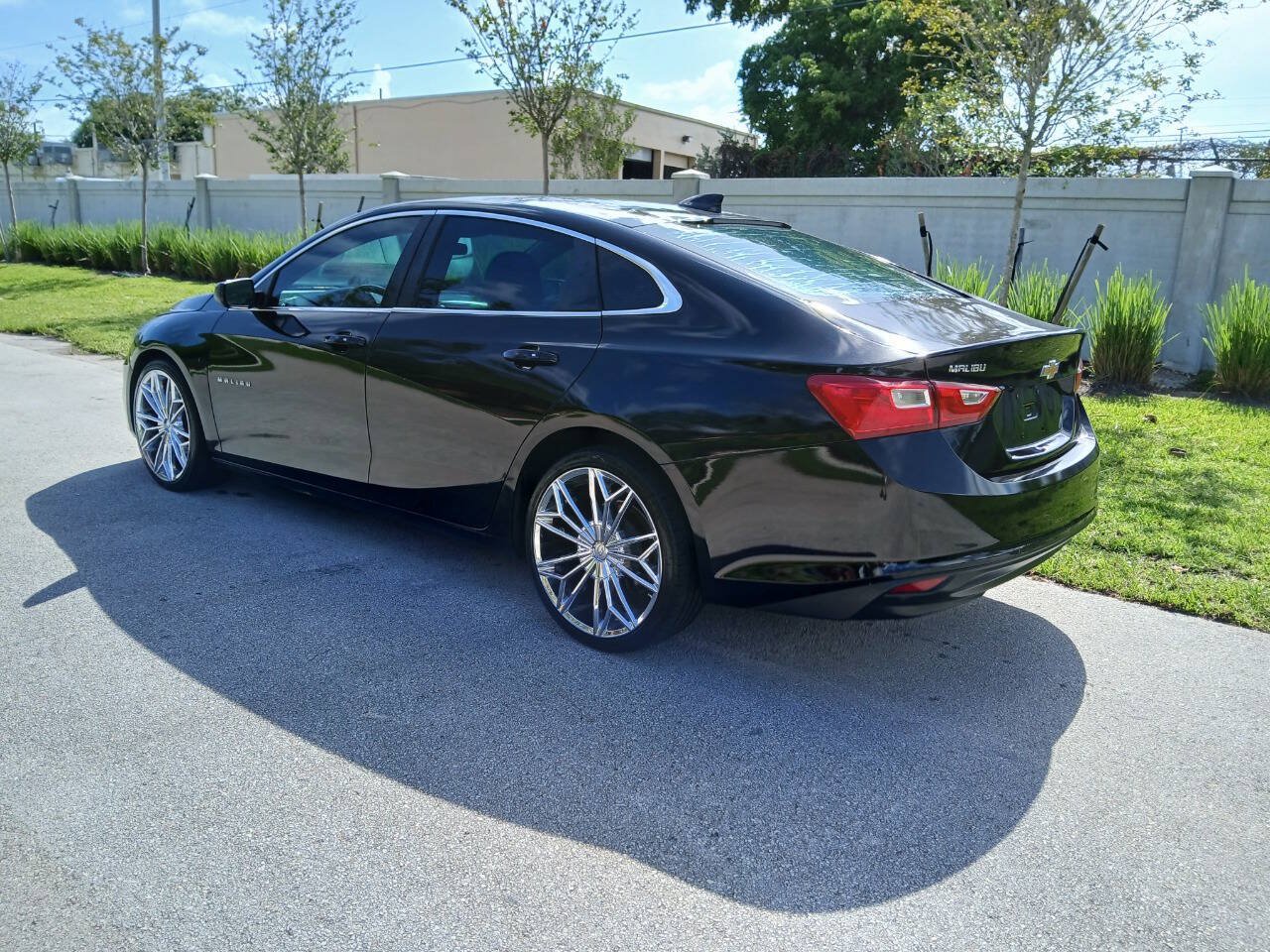 Used 2016 Chevrolet Malibu LS FWD image 9