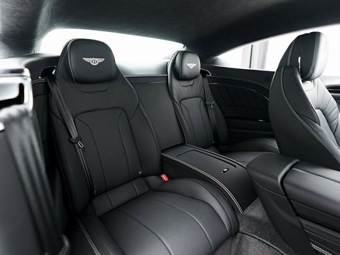 Used 2024 Bentley Continental GT image 49