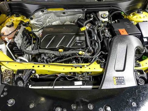 Certified 2024 Chevrolet Trax ACTIV w/ Sunroof Package FWD image 32