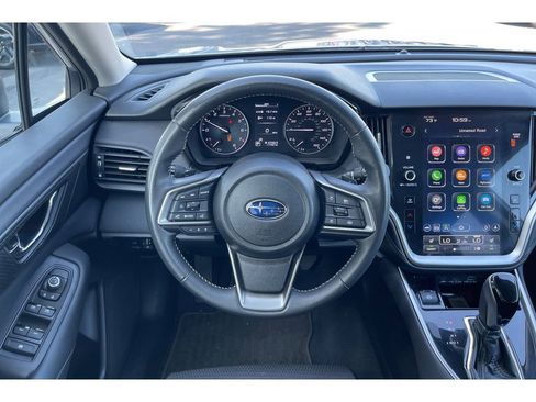 Used 2025 Subaru Outback Premium image 16