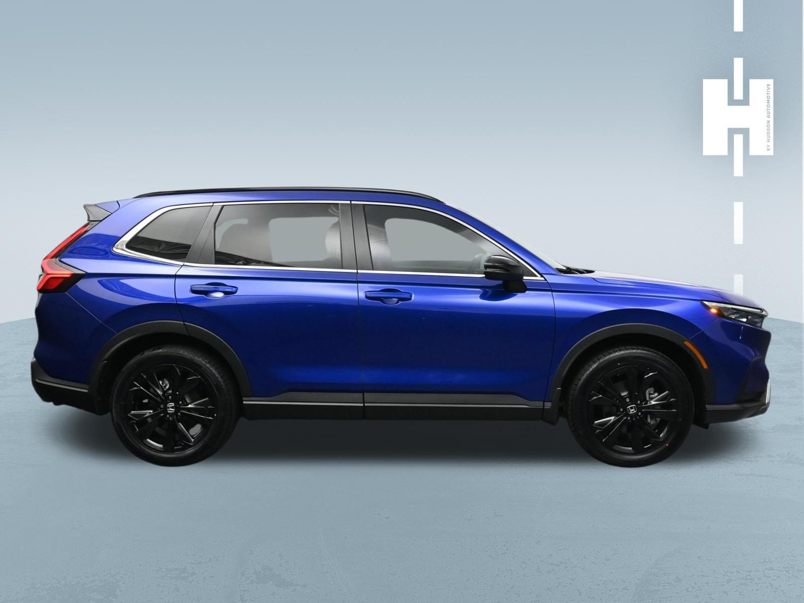 Used 2023 Honda CR-V Sport Touring image 3