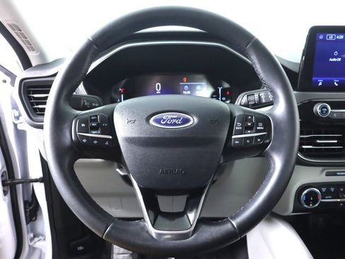 Used 2024 Ford Escape Active image 11