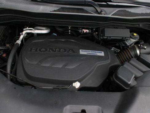 Used 2017 Honda Pilot Elite image 41