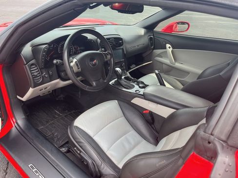 Used 2011 Chevrolet Corvette Grand Sport w/ Preferred Equipment Group RWD image 19