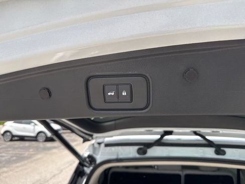 New 2026 Nissan Pathfinder SL AWD/4WD image 32