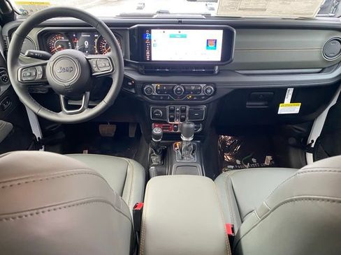 New 2026 Jeep Gladiator Mojave image 36