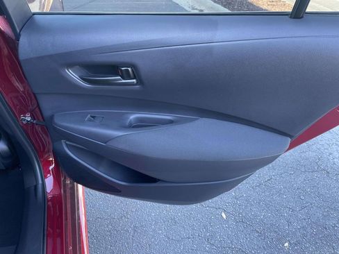 Used 2025 Toyota Corolla LE image 43