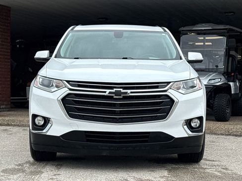 Used 2019 Chevrolet Traverse LT w/ LT Premium Package FWD image 2