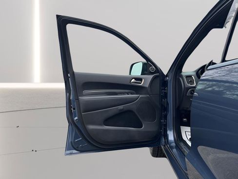 Used 2019 Dodge Durango R/T w/ Blacktop Package image 18