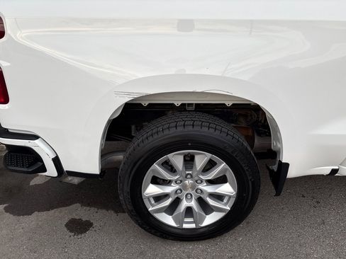 Used 2022 Chevrolet Silverado 1500 Custom RWD image 11