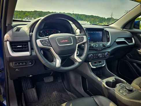 Used 2023 GMC Terrain SLT w/ Tech Package AWD/4WD image 15