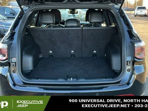 Used 2024 Jeep Compass Limited image 23