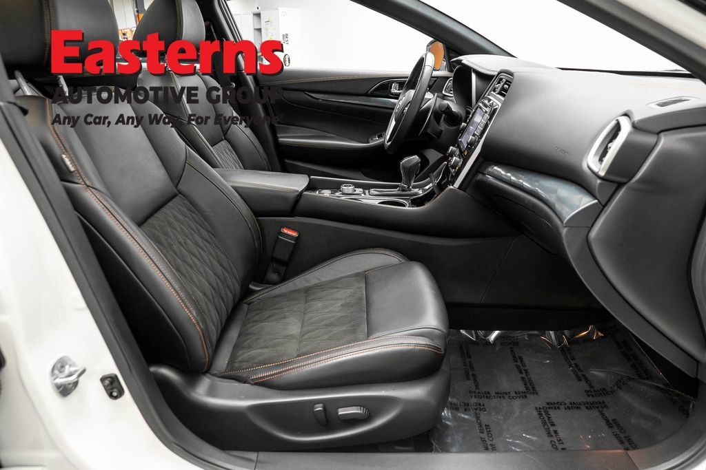 Used 2023 Nissan Maxima SR w/ Sport Mat Group FWD image 27