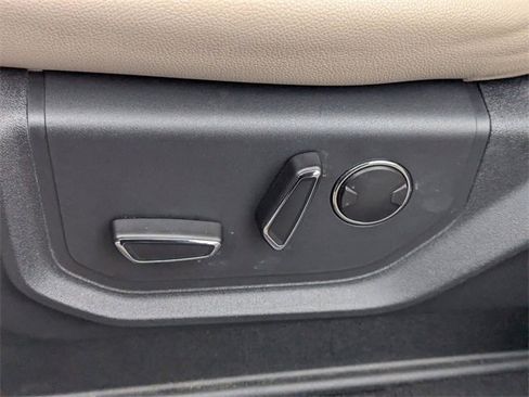 Used 2024 Ford Expedition Max Limited image 23