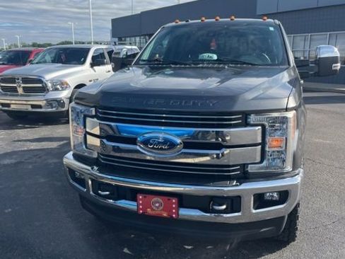 Used 2017 Ford F350 Lariat w/ Lariat Ultimate Package AWD/4WD image 2