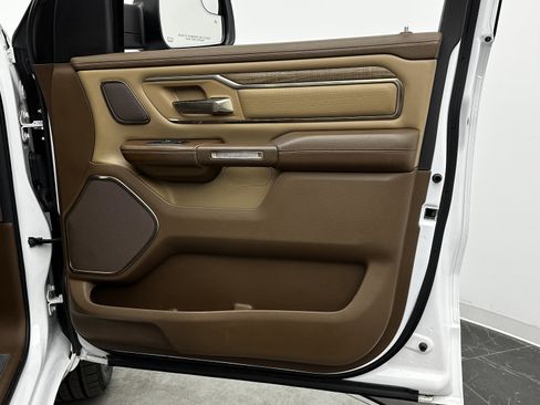 Used 2020 RAM 1500 Limited image 40