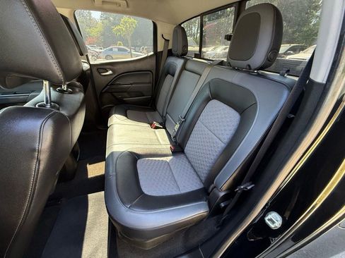 Used 2016 Chevrolet Colorado Z71 image 33