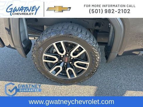 Used 2023 GMC Sierra 1500 AT4 w/ AT4 Premium Package image 11