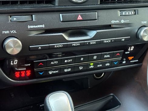 Used 2022 Lexus RX 450h 450h image 20