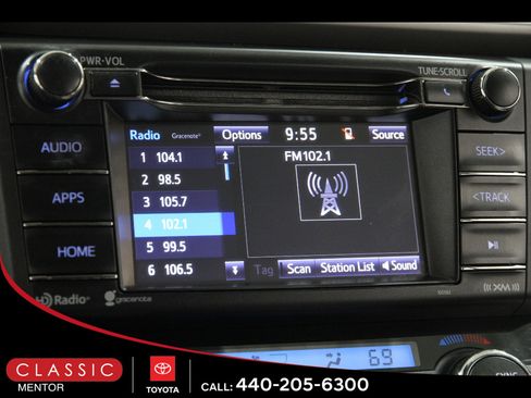 Certified 2018 Toyota RAV4 XLE image 10