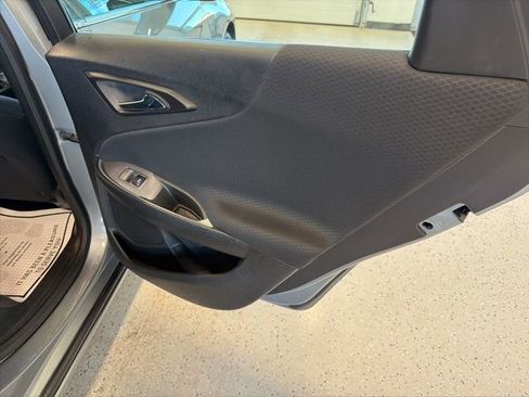 Used 2024 Chevrolet Malibu LT image 39