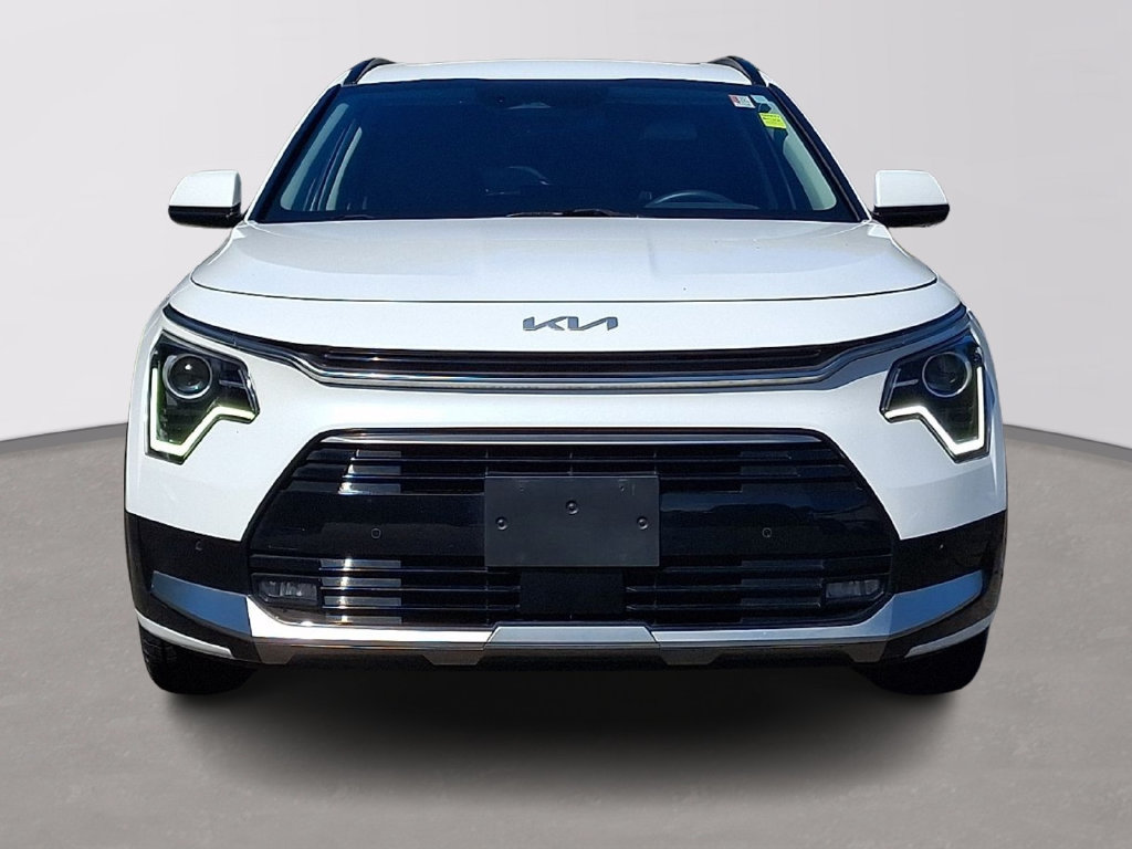 Used 2024 Kia Niro FWD image 2