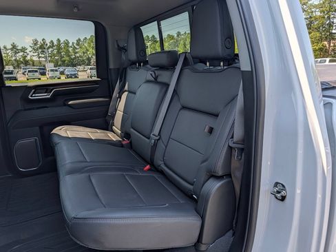 Used 2025 GMC Sierra 2500 Denali w/ Denali Reserve Package AWD/4WD image 16
