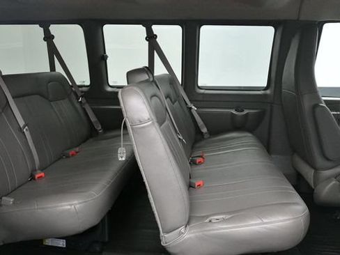 Used 2024 Chevrolet Express 3500 LS RWD image 10