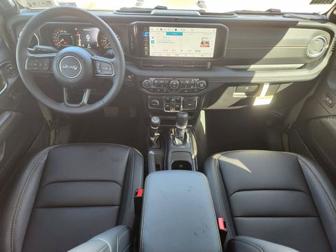 New 2026 Jeep Gladiator Sport AWD/4WD image 18