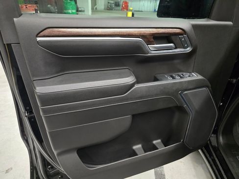 Used 2024 GMC Sierra 1500 Elevation AWD/4WD image 16
