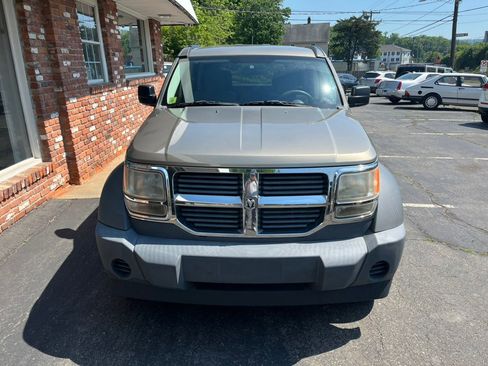 Used 2007 Dodge Nitro SXT RWD image 7