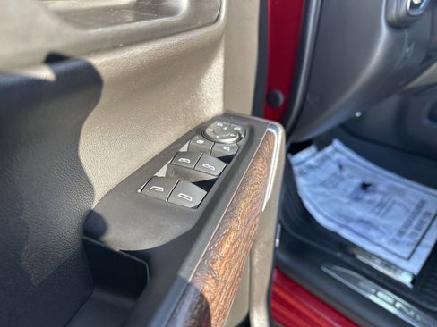 Used 2022 GMC Sierra 1500 Denali w/ Denali Premium Package image 17