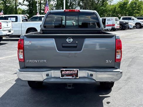 Used 2017 Nissan Frontier SV RWD image 28