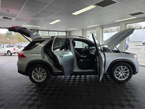 Used 2025 Mercedes-Benz GLE 350 4MATIC image 17