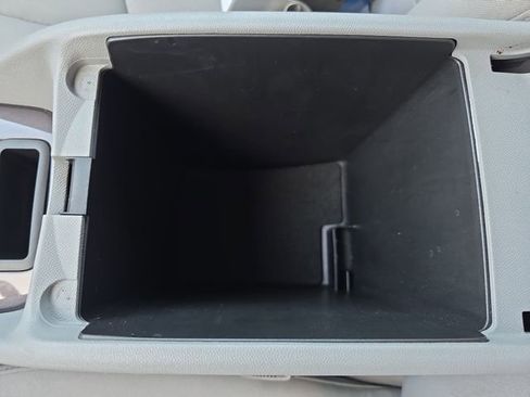 Used 2025 Chevrolet Malibu LT FWD image 25
