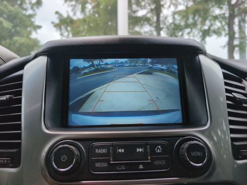 Used 2020 Chevrolet Tahoe LT AWD/4WD image 25