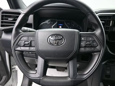 Used 2025 Toyota Tundra SR image 28