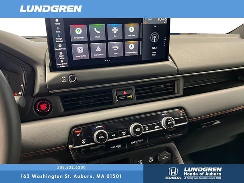New 2026 Honda Pilot Sport image 4