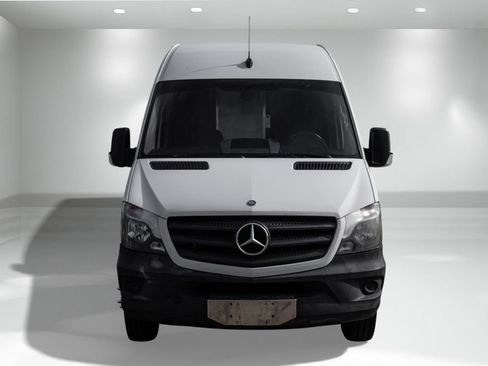 Used 2015 Mercedes-Benz Sprinter 3500 w/ High Idle Fixed Package image 4