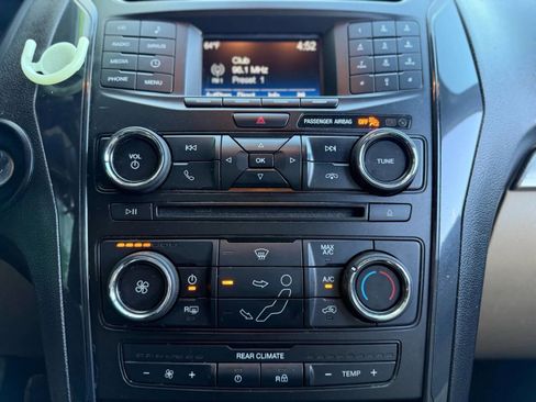 Used 2017 Ford Explorer 4WD image 12