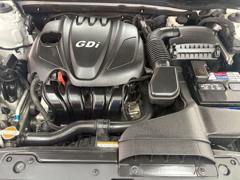 Used 2012 Kia Optima LX image 29
