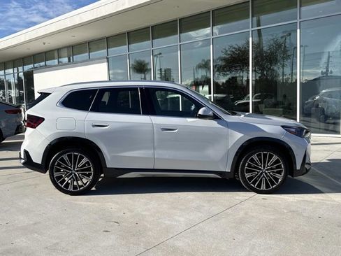 Certified 2025 BMW X1 xDrive28i w/ Convenience Package image 2