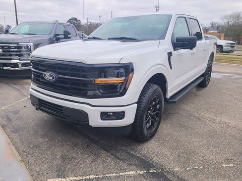 New 2026 Ford F150 XLT w/ Equipment Group 302A MID image 2