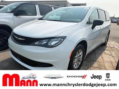 New 2027 Chrysler Pacifica LX