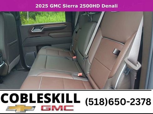 New 2025 GMC Sierra 2500 Denali w/ Denali Reserve Package image 10