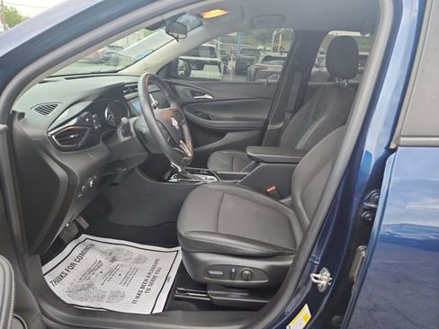 Used 2023 Buick Encore GX Select image 18