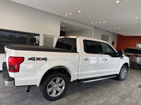 Used 2018 Ford F150 Lariat w/ Equipment Group 502A Luxury AWD/4WD image 22