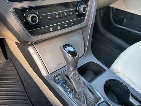 Used 2016 Hyundai Sonata Sport image 6